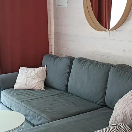 Ustronie Lesne 2 Lodge *