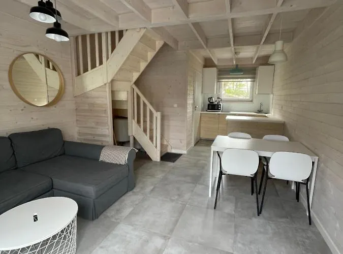 Ustronie Lesne 2 Lodge *